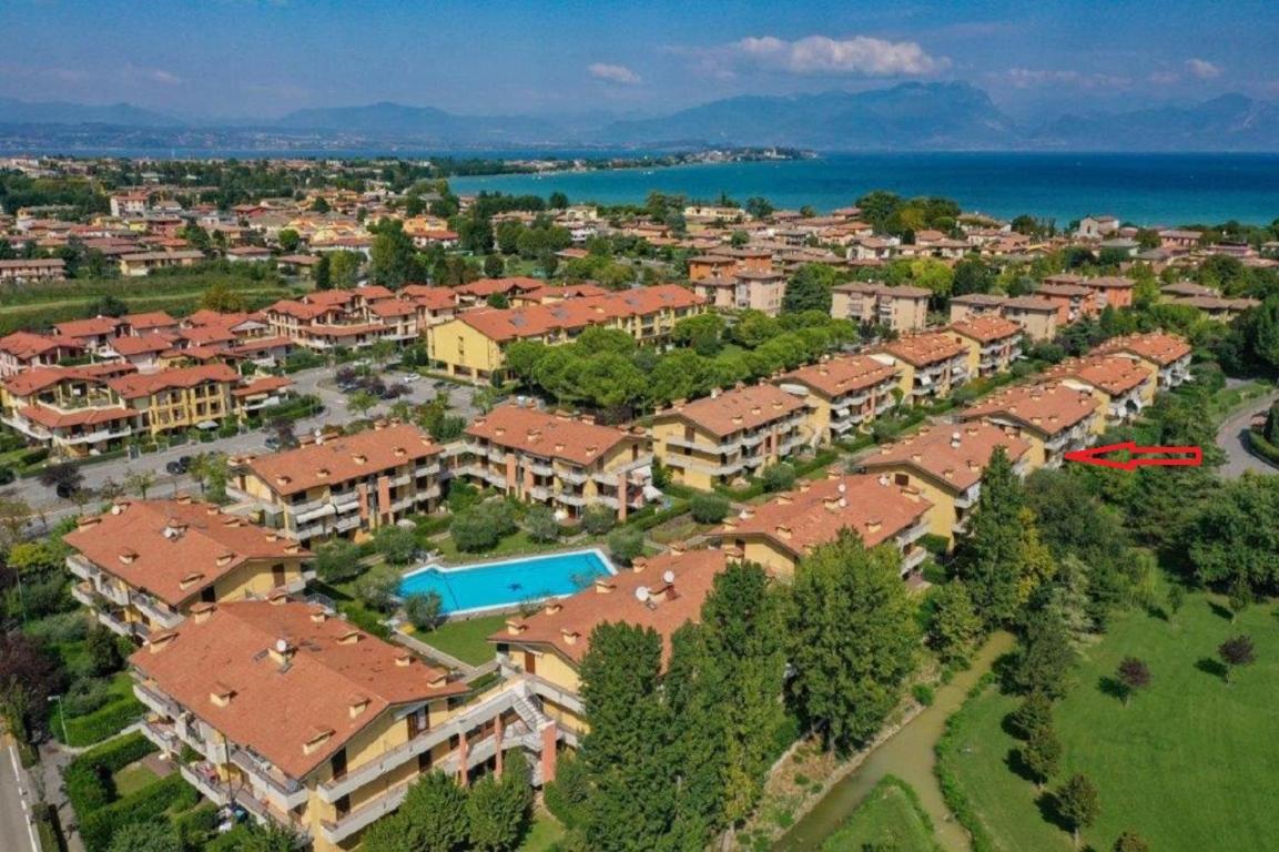 Apartament Discovery Flat With Pool & Bikes Sirmione Zewnętrze zdjęcie