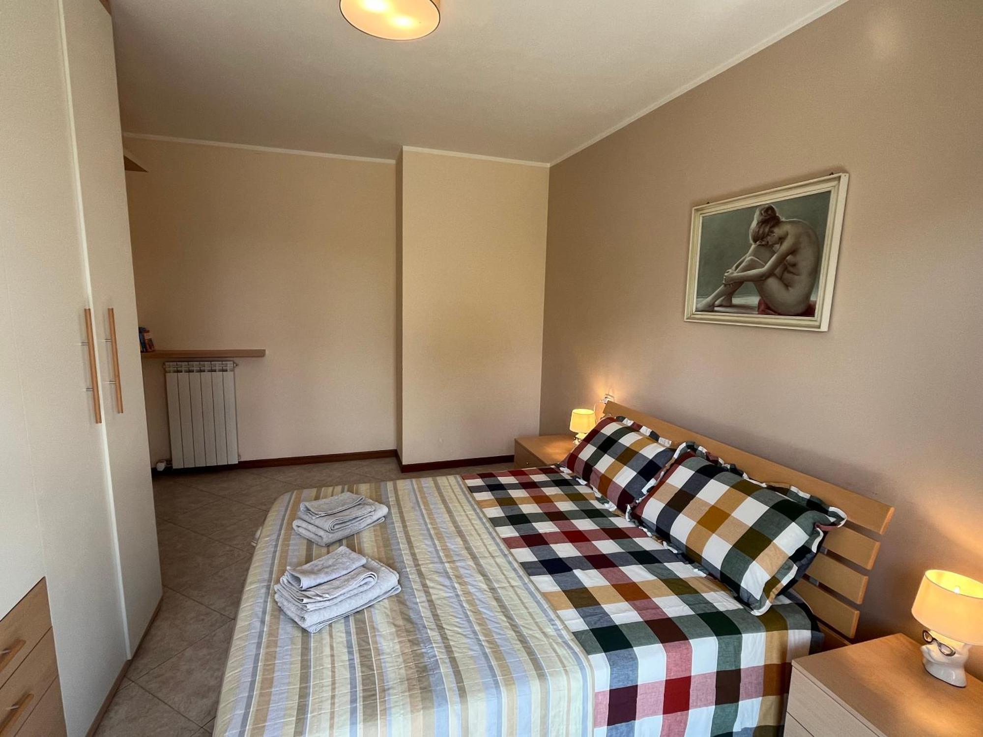 Apartament Discovery Flat With Pool & Bikes Sirmione Zewnętrze zdjęcie